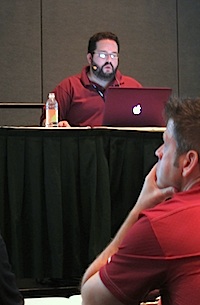 Rod Harlan was the instructor for the "Tweeting with Authority" session at Photoshop World, March 2011